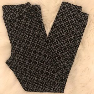 Geometric Victoria Secret Pink Leggings